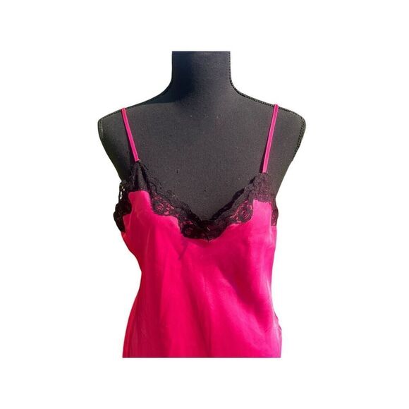 Vintage Delicates Satiny Fuchsia pink & Black Lace Peignoir Nightgown small - Picture 4 of 7
